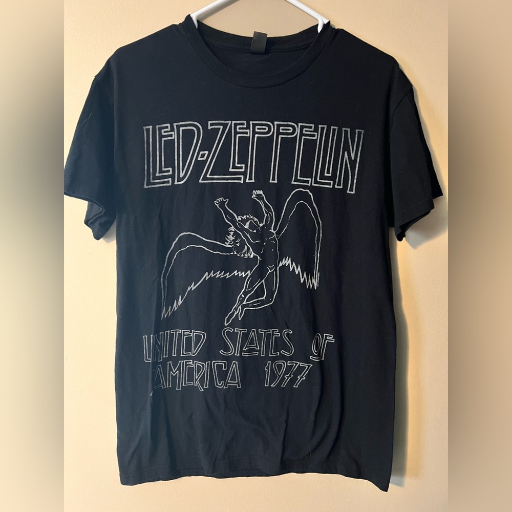 Led Zepplin United States of America 1977 black short sleeve T with white print. - Picture 3 of 5